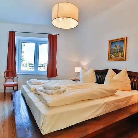 Riverside Lägenhet *