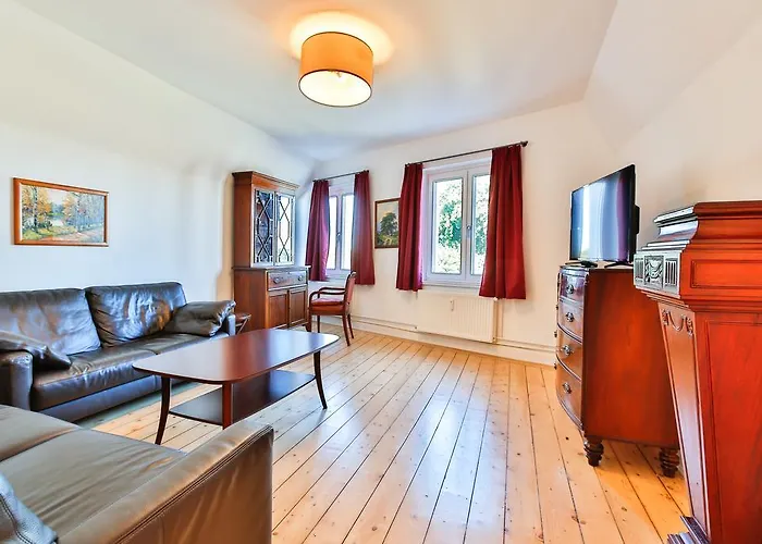 Riverside Apartment *